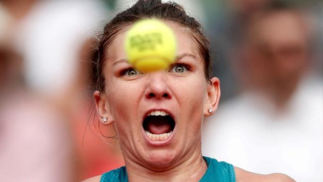 Romania’s Simona Halep reacts mid-game during the final against Sloane Stephens of the US at the Roland Garros tournament in Paris, France. (Benoit Tessier / REUTERS) Romania’s Simona Halep reacts mid-game during the final against Sloane Stephens of the US at the Roland Garros tournament in Paris, France. (Benoit Tessier / REUTERS)
