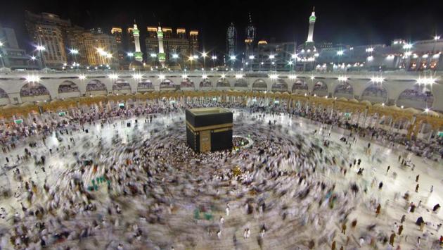 Worshippers gather at the Grand Mosque in Islam's holiest city of Mecca as Muslims perform the Umrah or lesser pilgrimages during the last week of the month of Ramzan. (Bandar Al-Dandani / AFP) Worshippers gather at the Grand Mosque in Islam's holiest city of Mecca as Muslims perform the Umrah or lesser pilgrimages during the last week of the month of Ramzan. (Bandar Al-Dandani / AFP)