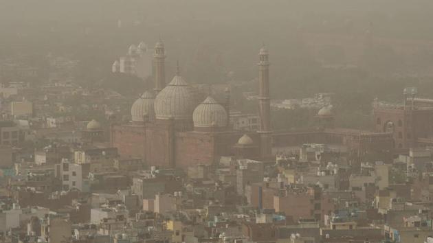 A hazy view of Jama Masjid as Delhi’s air quality remained 'severe' on Thursday. (PTI) A hazy view of Jama Masjid as Delhi’s air quality remained 'severe' on Thursday. (PTI)