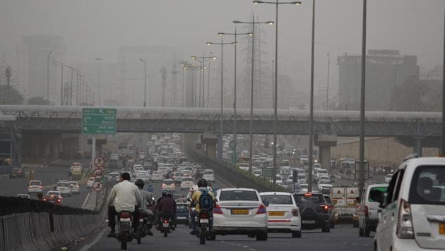 The last released AQI puts Gurugram at 'Very Poor' air quality of 308, at National Highway 48, in Gurugram, India, on June 14, 2018. (Yogendra Kumar/ Hindustan Times) The last released AQI puts Gurugram at 'Very Poor' air quality of 308, at National Highway 48, in Gurugram, India, on June 14, 2018. (Yogendra Kumar/ Hindustan Times)