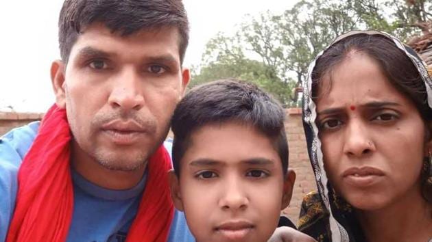 Retired Lance Naik Yagya Pratap Singh with his wife Richa and son.(HT Photo) Retired Lance Naik Yagya Pratap Singh with his wife Richa and son.(HT Photo)