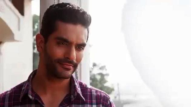 Angad Bedi as Bikramjeet Singh in a still from Indian hockey player Sandip Singh’s biopic Soorma.(Imangadbedi/Twitter)