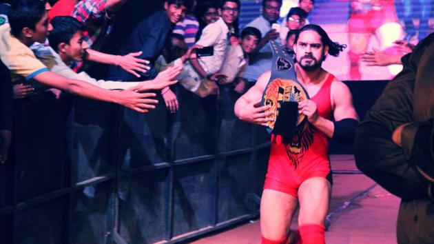Freak Fighter Wrestling’s Prince Aadvanshi aka Prince of Aggression makes an entrance at a live event in Delhi.