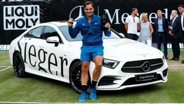 Roger Federer beat Milos Raonic 6-4, 7-6 (3) to mark his return from three months off with the Stuttgart Open title.(REUTERS)