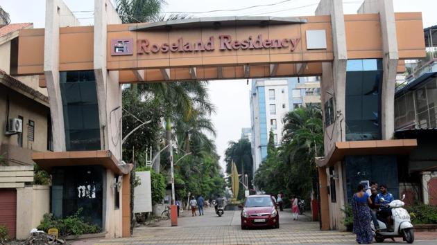 Punekars living in the housing societies with fancy names in the fringe suburbs also suffer because neither the roads nor the electricity sub-stations are in place. (HT File Photo) Punekars living in the housing societies with fancy names in the fringe suburbs also suffer because neither the roads nor the electricity sub-stations are in place. (HT File Photo)
