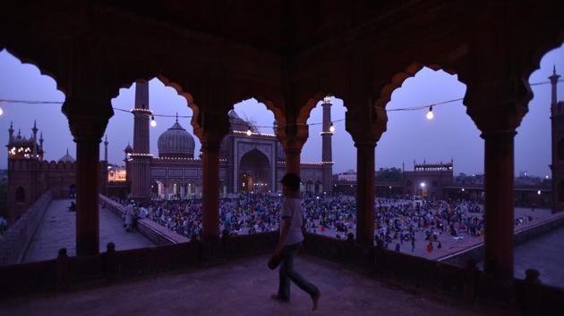 Muslims around the world celebrated Eid al- Fitr, which marks the end of the fasting month of Ramzan, by participating in feasts, family reunions and other festivities. (Anushree Fadnavis / HT Photo) Muslims around the world celebrated Eid al- Fitr, which marks the end of the fasting month of Ramzan, by participating in feasts, family reunions and other festivities. (Anushree Fadnavis / HT Photo)
