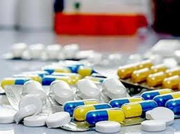 In the last three days, municipal hospitals have dispensed preventive medicines-- doxycycline or azithromycin, also known as prophylaxis, for the prevention of leptospirosis.(Ht file)