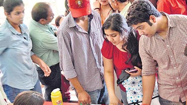 The applicants will have until 12 noon on Friday, June 22, to pay the admission fees online, and information bulletin adds that the payment should have gone through by this time for the admission to be valid. (HT file photo) The applicants will have until 12 noon on Friday, June 22, to pay the admission fees online, and information bulletin adds that the payment should have gone through by this time for the admission to be valid. (HT file photo)