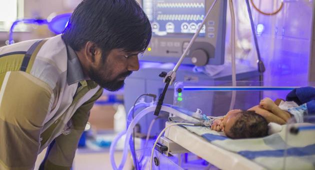 About 15 million babies worldwide are born preterm, having completed fewer than 37 weeks of gestation(© UNICEF/UN0217438/Vishwanathan)