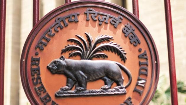 Accelerating inflation and India retaining top spot as the fastest-growing major economy prompted the RBI to lift the repo rate by 25 basis points to6.25% in its June policy meeting. (Ramesh Pathania/Mint) Accelerating inflation and India retaining top spot as the fastest-growing major economy prompted the RBI to lift the repo rate by 25 basis points to6.25% in its June policy meeting. (Ramesh Pathania/Mint)