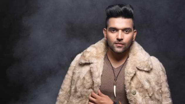 Singer Guru Randhawa’s recent song Raat Kamaal Hai, in collaboration with Tusli Kumar and Khushali Kumar, already has over 94 million views on YouTube.