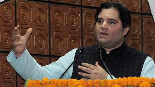 Varun Gandhi addressing the gathering during one day national seminar media society and culture: Interrelation and Emerging Trends at DAV College sector 10 in Chandigarh. (HT File Photo) Varun Gandhi addressing the gathering during one day national seminar media society and culture: Interrelation and Emerging Trends at DAV College sector 10 in Chandigarh. (HT File Photo)
