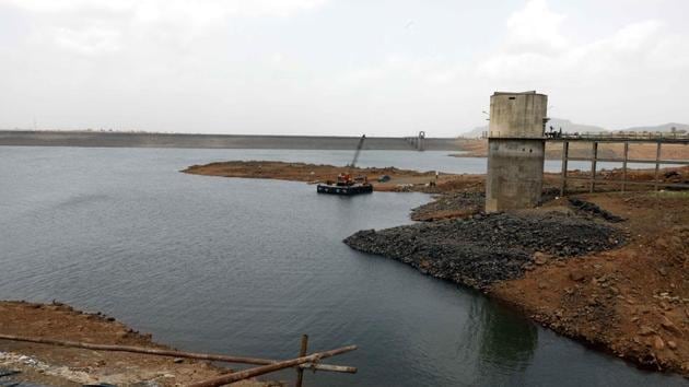 The Rs 380.17-crore project, with 200 MLD (million litres per day) capacity, envisages supply of water from Bhama Askhed dam in Khed taluka, 48 km from Pune, to eastern Pune.(RAHUL RAUT/HT PHOTO)