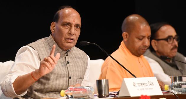 Home Minister Rajnath Singh held a high-level meeting at his residence with Home Secretary Rajiv Gauba, and senior officials of the Intelligence Bureau and his ministry to assess the ground situation in Jammu and Kashmir. (HT File Photo) Home Minister Rajnath Singh held a high-level meeting at his residence with Home Secretary Rajiv Gauba, and senior officials of the Intelligence Bureau and his ministry to assess the ground situation in Jammu and Kashmir. (HT File Photo)