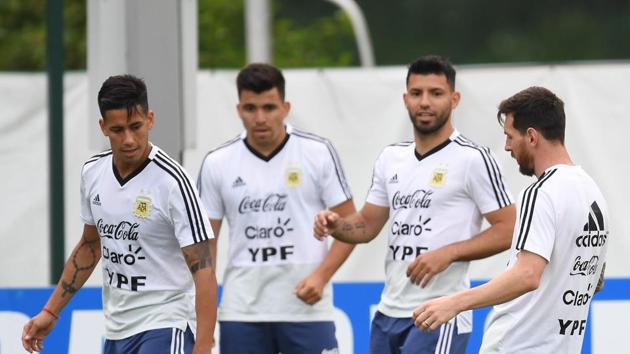 Despite his lacklustre show, Messi has all the support of his Argentina teammates and they will ‘keep by his side’, according to Paulo Dybala. (Utpaal Sorkkar/HT photo )