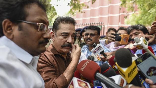 Makkal Needhi Maiam founder Kamal Haasan speaks to media after meeting with Election Commission officials to formally register his party. The actor-turned politician told reporters he expected his party, which was launched in February, would get registered soon. (Burhaan Kinu / HT Photo) Makkal Needhi Maiam founder Kamal Haasan speaks to media after meeting with Election Commission officials to formally register his party. The actor-turned politician told reporters he expected his party, which was launched in February, would get registered soon. (Burhaan Kinu / HT Photo)