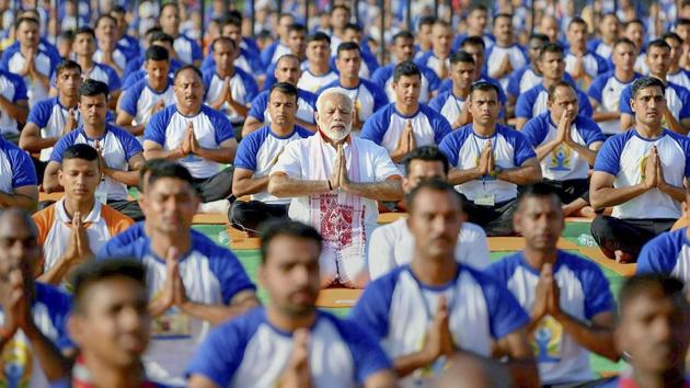 Prime Minister Narendra Modi led around 50,000 people in marking this edition of Yoga Day at the sprawling campus of the Forest Research Institute (FRI) in Uttarakhand’s Dehradun. Thousands across India also joined public sessions for yoga and meditation. (PIB / PTI) Prime Minister Narendra Modi led around 50,000 people in marking this edition of Yoga Day at the sprawling campus of the Forest Research Institute (FRI) in Uttarakhand’s Dehradun. Thousands across India also joined public sessions for yoga and meditation. (PIB / PTI)