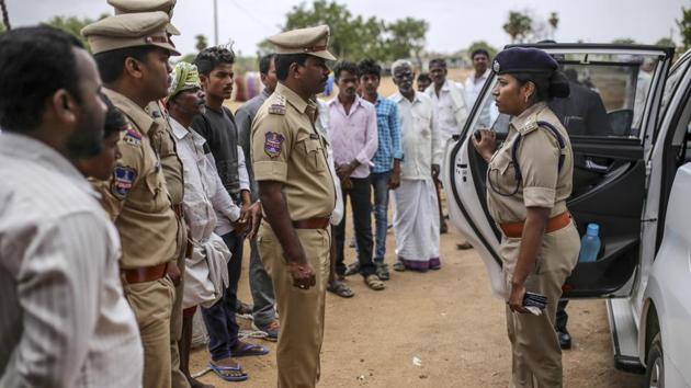 Rajeshwari speaks with colleagues as she arrives for the awareness event. With an election due in 2019, some worry a surge of fake, politicized messages could lead to more violence, stoking tensions and sparking religious riots. Rajeshwari said she saw a spike in messages during recent state elections in neighbouring Karnataka, and fears more ahead of national polls. (Dhiraj Singh / Bloomberg)