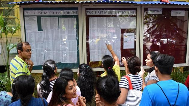 7,406 applicants were allotted seats in the first round, out of which 3,371 students got a college which was their first preference.(HT FILE)