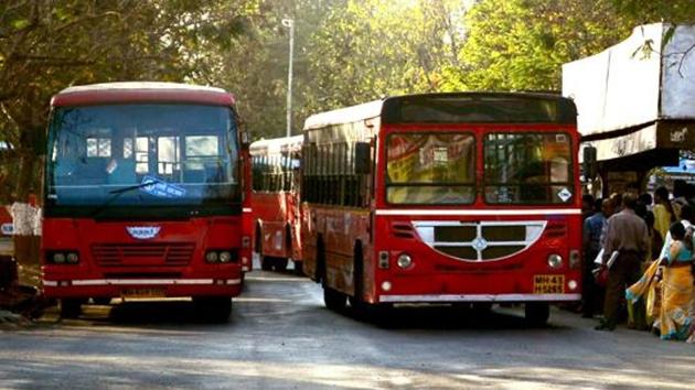 The woman was at a BEST bus station in central Mumbai’s Kurla. (HT FIle Photo) The woman was at a BEST bus station in central Mumbai’s Kurla. (HT FIle Photo)