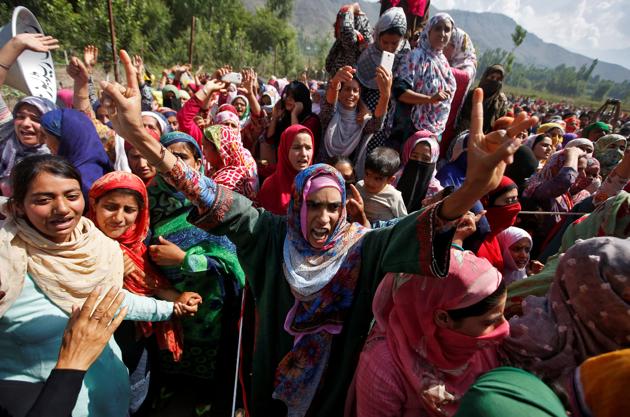 The Jammu and Kashmir police will act against those who eulogise dead militants in funerals, making provocative speeches which the police believes motivate young people to join militant groups. According to a Srinagar-based official in the security forces the state police had been asked to identify and act against people who glorify the “sacrifices” of the dead militants. (Danish Ismail / REUTERS File)
