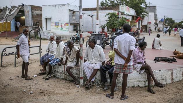 Across India, social media rumours have caused rural villagers to patrol in anxious groups on the look-out for anyone they don’t recognize. In May and June alone, at least six people died in WhatsApp-related mob attacks in Assam, Maharashtra and Tamil Nadu. There’s also simmering tensions over Hindu vigilante groups who’ve targeted and killed Muslims. (Dhiraj Singh / Bloomberg)