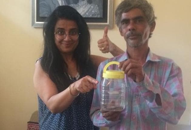 melissa Singh cheers as Salim khan holds the krait in a jar. (Vir Rakshak) melissa Singh cheers as Salim khan holds the krait in a jar. (Vir Rakshak)