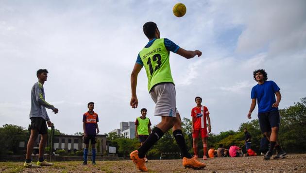The 2018 FIFA World Cup has thrown up many surprises, shocking city fans and experts alike. With reigning champions Germany losing their opening game to Mexico and Croatia’s 3-0 drubbing of Argentina, there are no clear favourites this year. (SANKET WANKHADE/HT PHOTO) The 2018 FIFA World Cup has thrown up many surprises, shocking city fans and experts alike. With reigning champions Germany losing their opening game to Mexico and Croatia’s 3-0 drubbing of Argentina, there are no clear favourites this year. (SANKET WANKHADE/HT PHOTO)