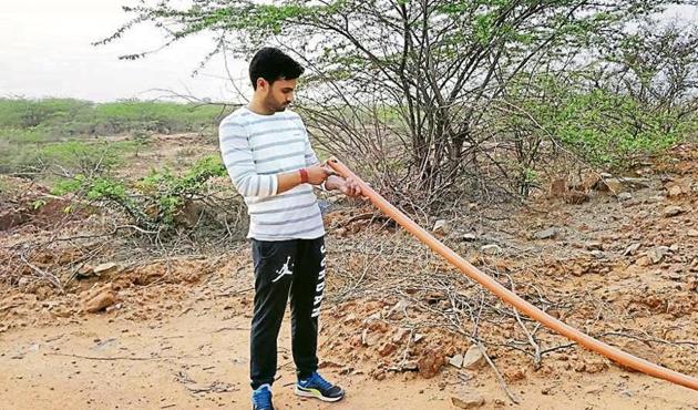 It will take ₹70,000 to fix the pipeline from six locations. (Leena Dhankhar/HT) It will take ₹70,000 to fix the pipeline from six locations. (Leena Dhankhar/HT)