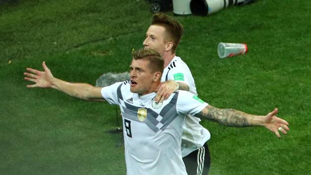 Toni Kroos scored a stunning 95th minute goal as Germany stayed alive in the FIFA World Cup 2018 with a 2-1 win over Sweden.(REUTERS)