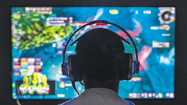 India’s online gaming market stands at $360 million, and is expected to grow to $1 billion by 2021(Shutterstock)