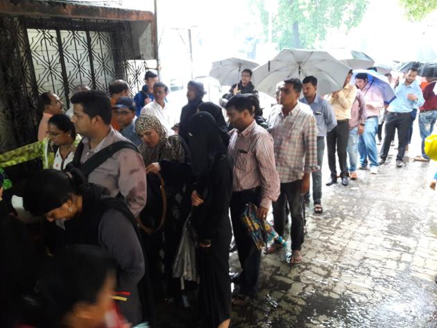 A graduates constituency election centre in Khopat, Thane, on Monday morning.(Praful Gangurde)