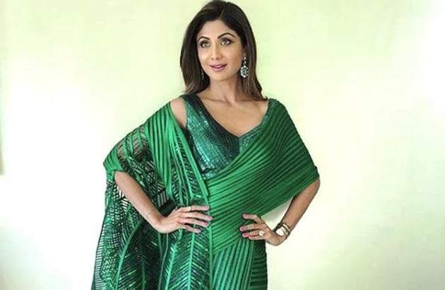 Shilpa Shetty Kundra chose a sleek Amit Aggarwal saree gown with intricate embellishments. (Instagram)