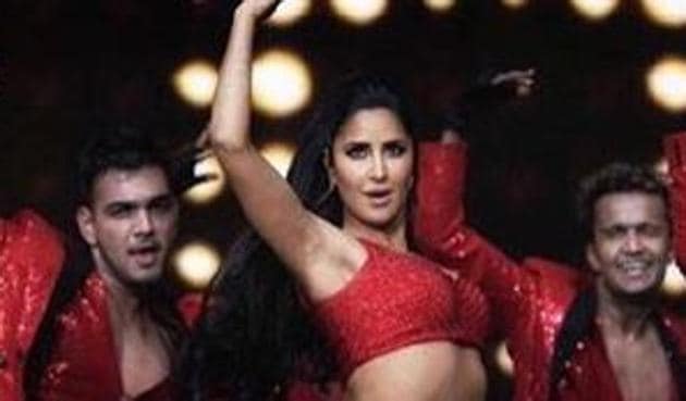 Salman Khan And Katrina Kapoor Porn Video - Katrina Kaif grooves to Kala Chashma, Salman Khan dances to Race 3 song.  See videos | Bollywood - Hindustan Times
