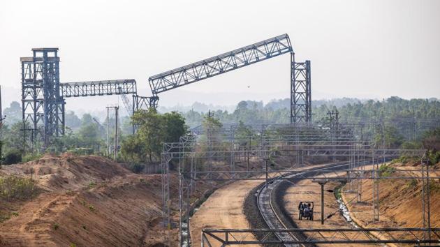 The train line that serves the Jharkhand power station. (Prashanth Vishwanathan/Bloomberg) The train line that serves the Jharkhand power station. (Prashanth Vishwanathan/Bloomberg)