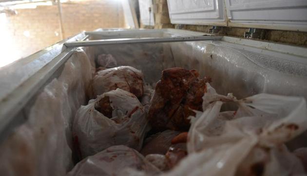 The Bengal Police seized 20 tons of carcass meat kept in freezers (in pic) from a cold storage in Kolkata on April 24.(Samir Jana/ HT Photo)