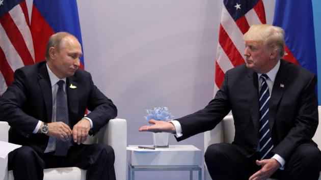 U.S. President Donald Trump meets with Russian President Vladimir Putin during their bilateral meeting at the G20 summit in Hamburg, Germany, July 7, 2017.(Reuters Photo) U.S. President Donald Trump meets with Russian President Vladimir Putin during their bilateral meeting at the G20 summit in Hamburg, Germany, July 7, 2017.(Reuters Photo)