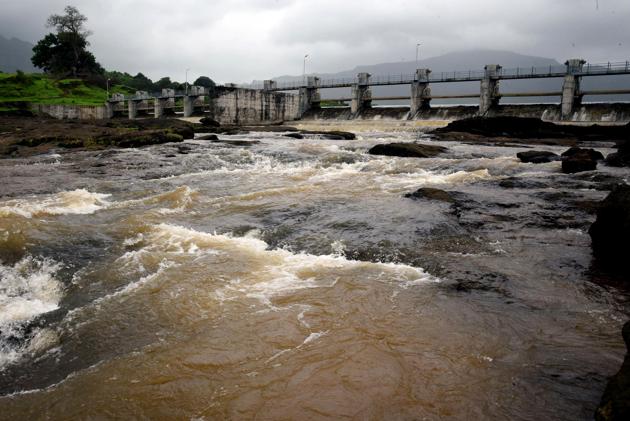 Panvel city gets 12 MLD water from Dehrang dam daily. However, the supply stops from March to June because the dam gets empty. (Bachchan Kumar/HT) Panvel city gets 12 MLD water from Dehrang dam daily. However, the supply stops from March to June because the dam gets empty. (Bachchan Kumar/HT)
