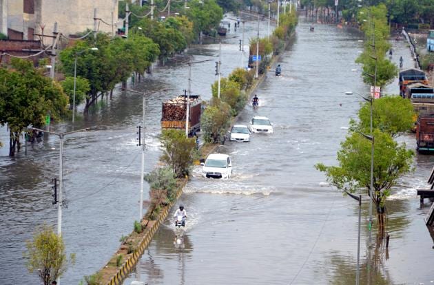 Photos: Monsoon arrives as heavy rains lash Punjab | Hindustan Times