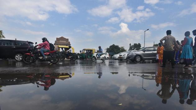 The India Meteorological Department (IMD) said that the southwest monsoon hit Delhi on Thursday, a day ahead of its scheduled arrival. It would cover the entire country over the next 2-3 days, said Additional Director General Mritunjay Mohapatra, implying that the monsoon could cover the rest of the nation a fortnight before its scheduled date. (Raj k Raj / HT Photo) The India Meteorological Department (IMD) said that the southwest monsoon hit Delhi on Thursday, a day ahead of its scheduled arrival. It would cover the entire country over the next 2-3 days, said Additional Director General Mritunjay Mohapatra, implying that the monsoon could cover the rest of the nation a fortnight before its scheduled date. (Raj k Raj / HT Photo)