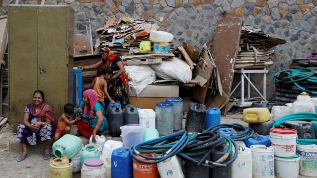 “We’re in dire straits and we need to change our approach to tackle the crisis, otherwise the situation will become so grim that the shortages will knock down our GDP by 6 percentage points in over a decade,” Avinash Mishra, a joint adviser at the Niti Aayog think tank, told Reuters. (Adnan Abidi / REUTERS)