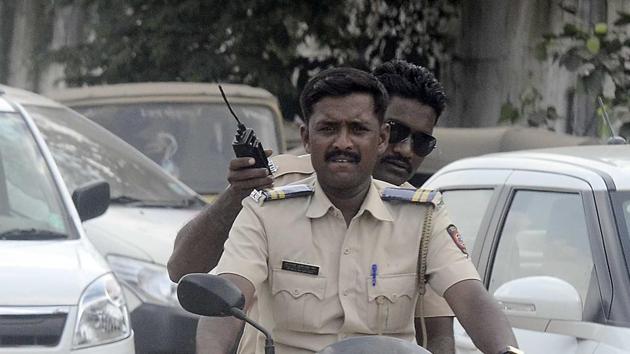 The Hadapsar police rushed to Sassoon hospital to take cognisance of the case. The assailant and his family are residents of Kalepadal area of Hadapsar.(HT representational photo)