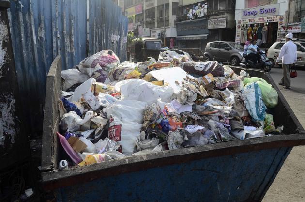 RDF is a fuel produced from various types of wastes such as municipal solid wastes (MSW), industrial wastes or commercial wastes. (Ravindra Joshi/HT Photo) RDF is a fuel produced from various types of wastes such as municipal solid wastes (MSW), industrial wastes or commercial wastes. (Ravindra Joshi/HT Photo)
