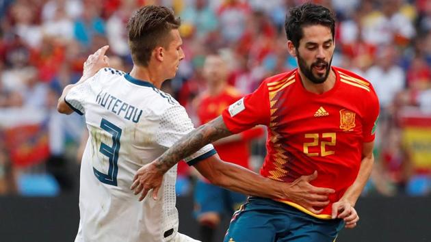 Russia defeated Spain in their Round of 16 encounter in Moscow on Saturday. Get highlights of Spain vs Russia FIFA World Cup 2018 Round of 16 match here.(REUTERS)