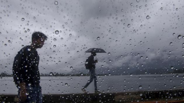 Heavy to very heavy rainfall is expected in large parts of India, including several places in Jammu and Kashmir, Tamil Nadu, Assam and Gujarat, over the next few days till Friday, the India Meteorological Department said on Monday. (Dar Yasin / AP File) Heavy to very heavy rainfall is expected in large parts of India, including several places in Jammu and Kashmir, Tamil Nadu, Assam and Gujarat, over the next few days till Friday, the India Meteorological Department said on Monday. (Dar Yasin / AP File)