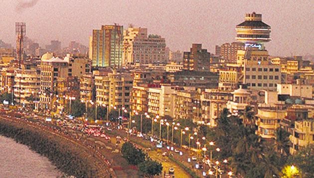 Skyscrapers in Mumbai. A recent Knight Frank report says that the residential housing market in Mumbai remained absolutely flat in the first half of 2018, despite prices falling nearly 10% in this period.(Rajanish Kakade/Hindustan Times)