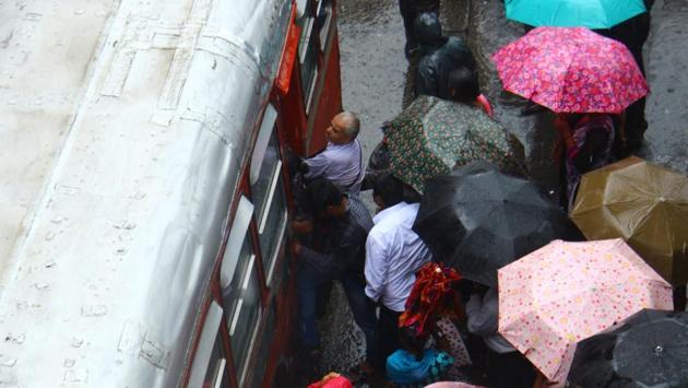 A total of 31 buses are arranged from Andheri to different routes in the city, BMC’s Disaster Management Unit tweeted. The bus numbers are 2, 4, 440, 348, 202, 203, 225. (Pramod Thakur / HT Photo)
