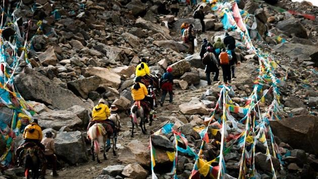 Over 1,500 Indian pilgrims, undertaking Kailash Mansarovar yatra, have been stranded in Nepal in the mountainous region near Tibet due to inclement weather. India has sought assistance from Kathmandu in their evacuation. External affairs minister Sushma Swaraj said about 525 pilgrims are stranded in Simikot, 550 in Hilsa and another 500 are stuck on the Tibetan side. (Representative Image / Shutterstock)