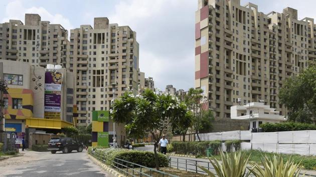 A high-rise residential settlement in Sector-50,in Gurgaon. (Sanjeev Verma/HT PHOTO) A high-rise residential settlement in Sector-50,in Gurgaon. (Sanjeev Verma/HT PHOTO)