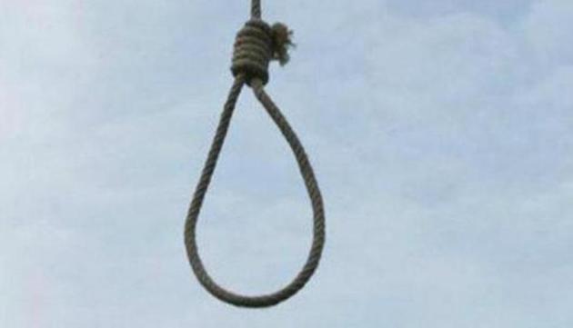 Police claim that fight with his employer over non-payment of salary could have led the deceased and his wife to take the drastic step of hanging themselves at their residence. (PHOTO FOR REPRESENTATION ONLY) Police claim that fight with his employer over non-payment of salary could have led the deceased and his wife to take the drastic step of hanging themselves at their residence. (PHOTO FOR REPRESENTATION ONLY)